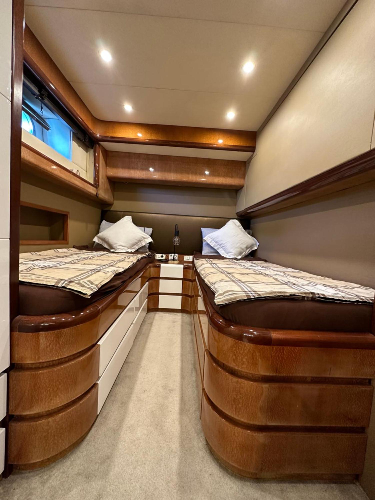 Yacht 20Metros Hotel Sant Adria de Besos Bagian luar foto